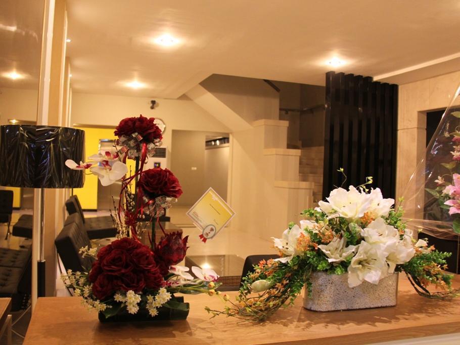 Swk 95 Hotel Σουραμπάγια Εξωτερικό φωτογραφία